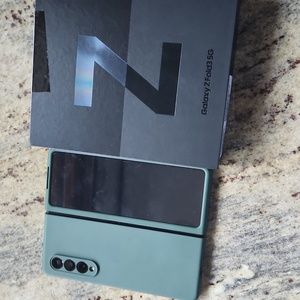 Samsung Galaxy Z Fold3 5G